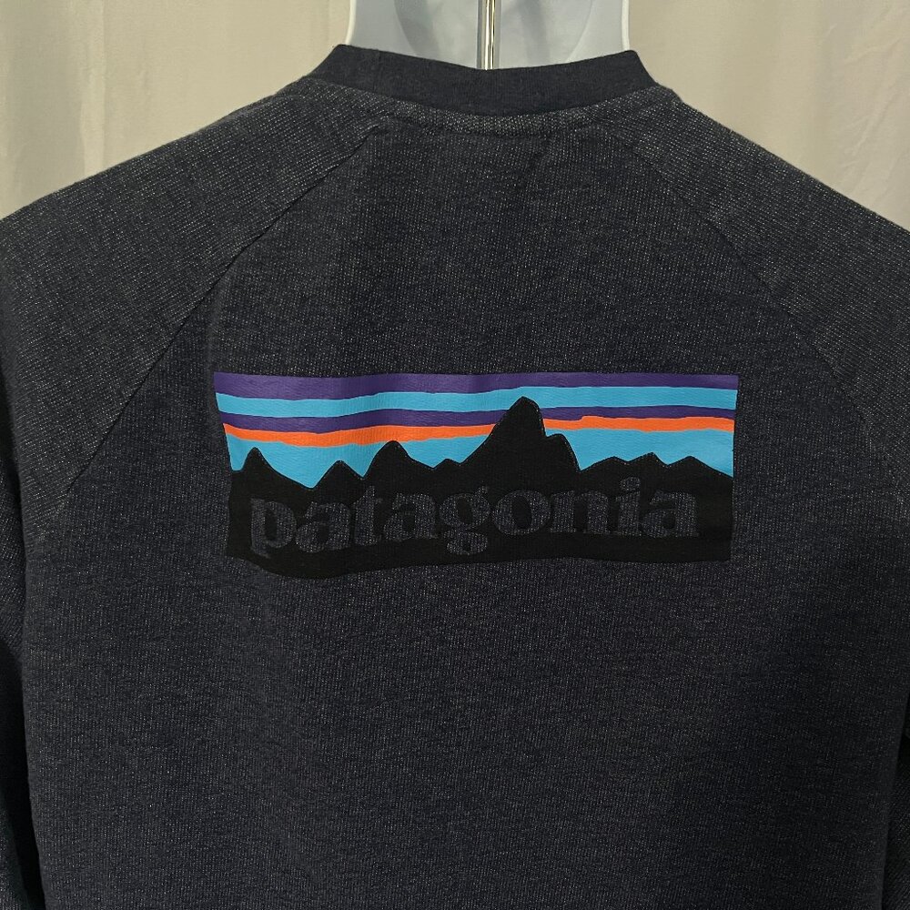 🌊 Patagonia Men's Lightweight Sweatshirt M Dark Blue Long Sleeve EUC 🏔️